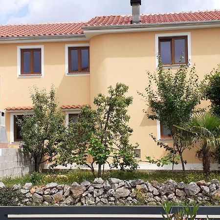 Apartamento Apartman Paola Malinska Exterior foto