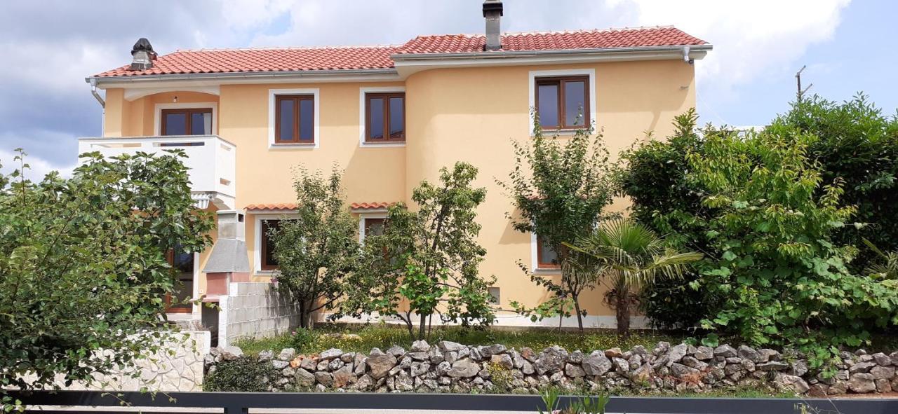 Apartamento Apartman Paola Malinska Exterior foto