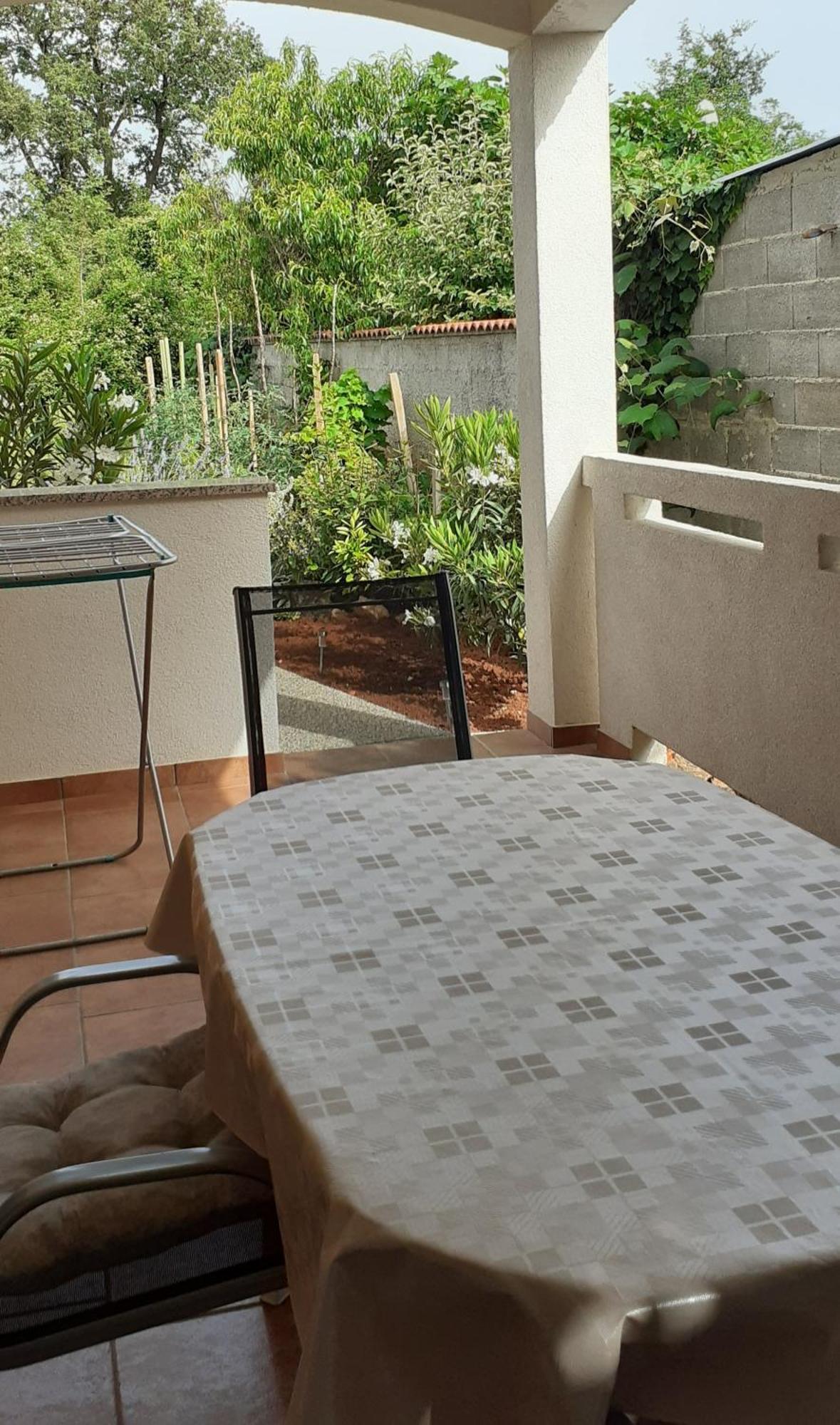 Apartamento Apartman Paola Malinska Exterior foto